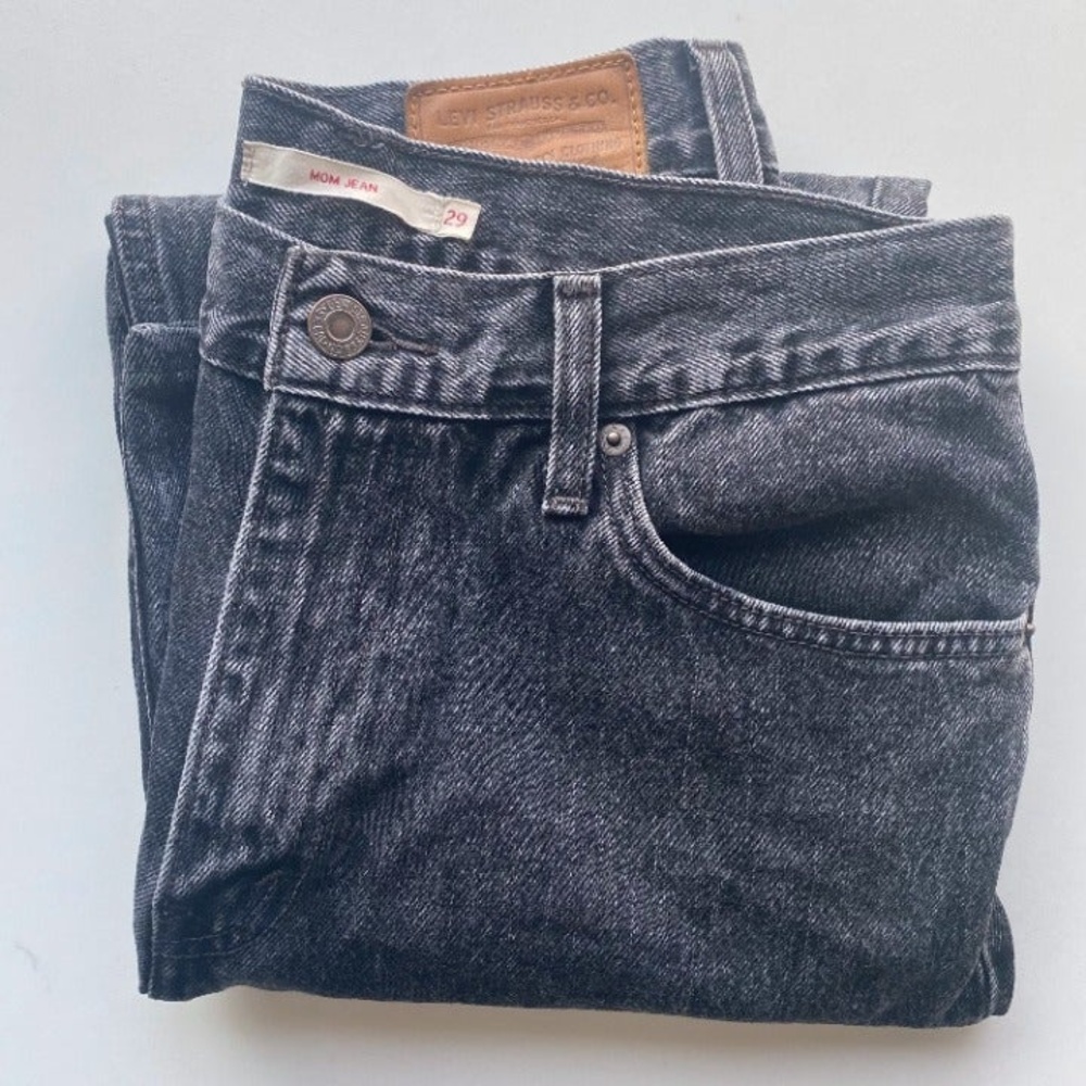 Levi's Vintage Ashy Black Mom Jeans Size 29